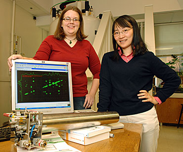 Mei Hong and Sarah Cady in Hong's chemistry lab.